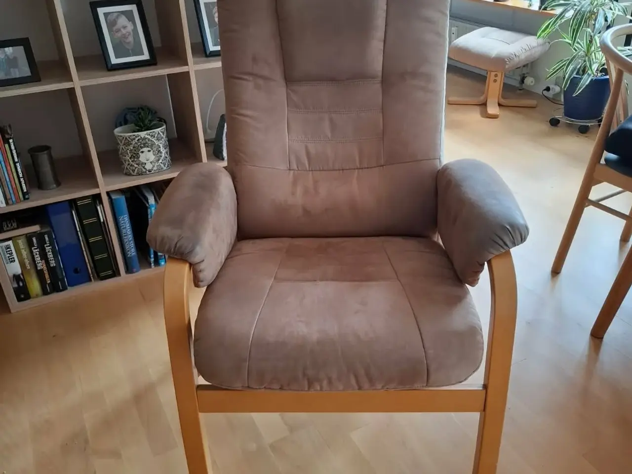 Billede 2 - Sofa og stol 