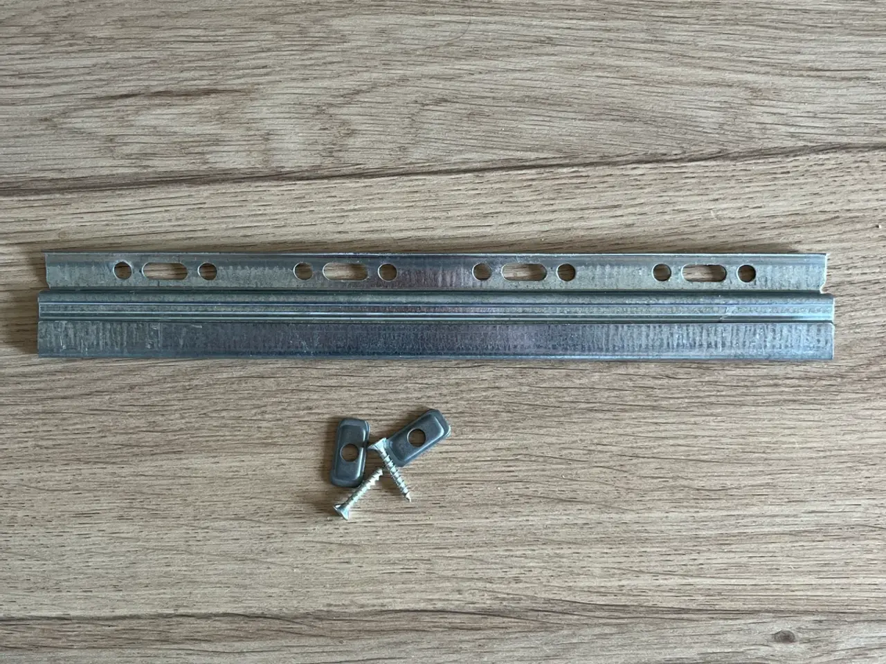 Billede 6 - Ikea Eket skab til væg eller gulv