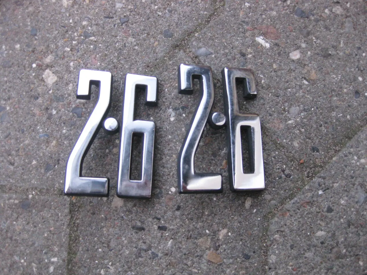 Billede 1 - Ford Emblemer