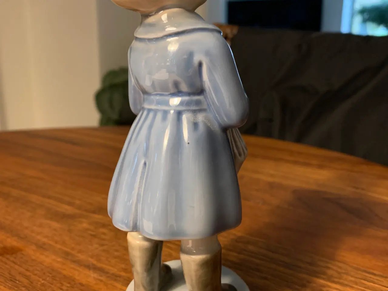 Billede 3 - porcelæns figur