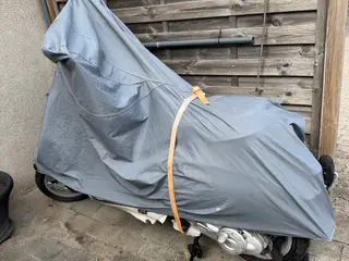 Knallert / Scooter presenning.