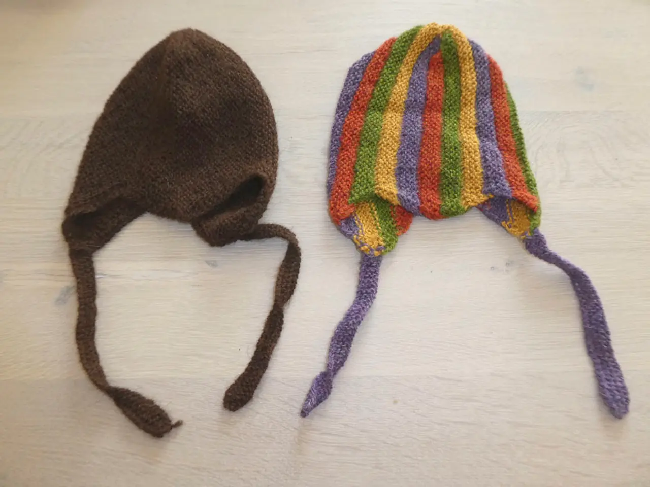 Billede 2 - Håndstrikkede djævlehuer i alpaca
