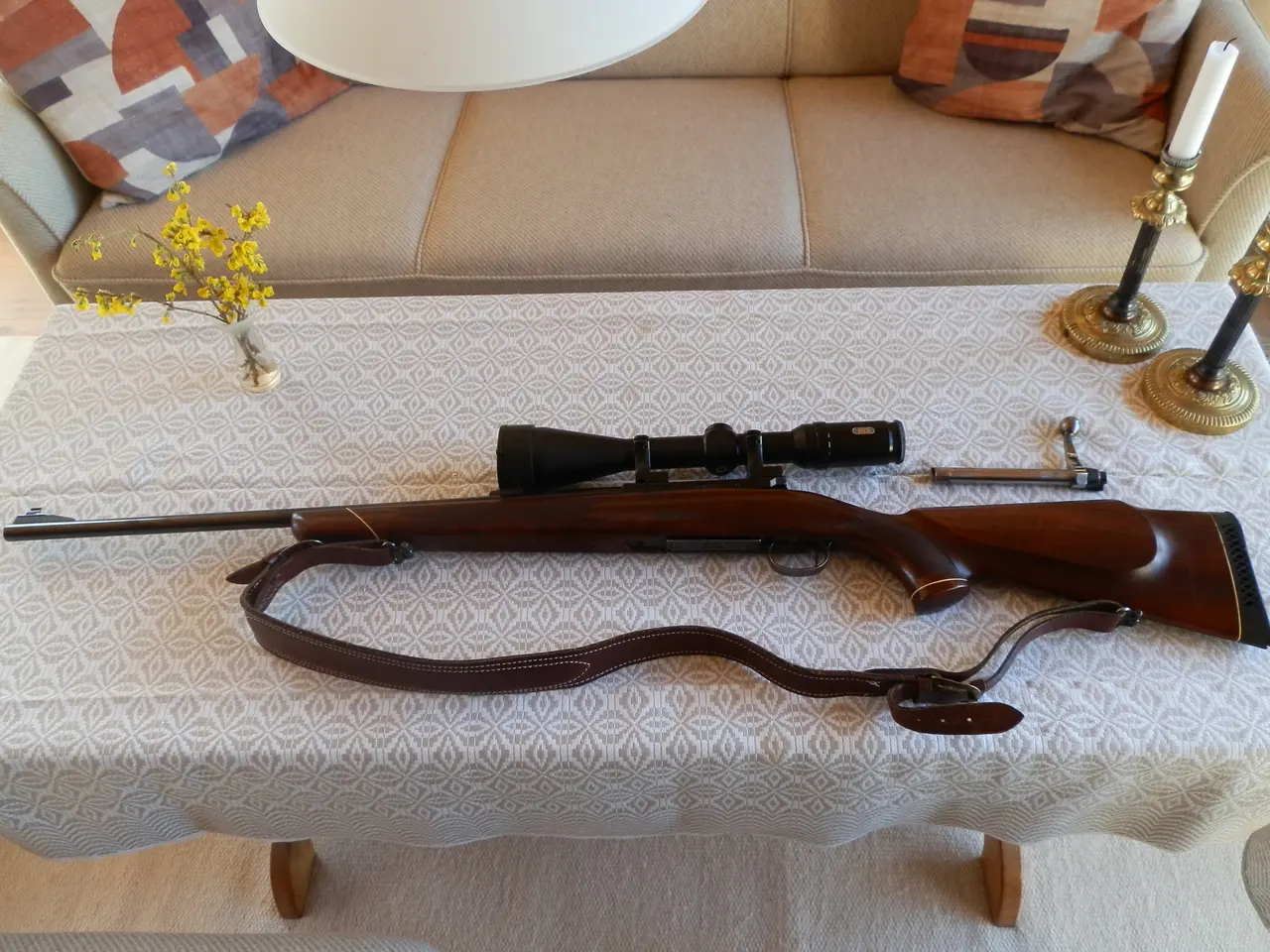 Billede 12 - Rigtig flot Tikka Jagtriffel m/ Titan Tasco kikker