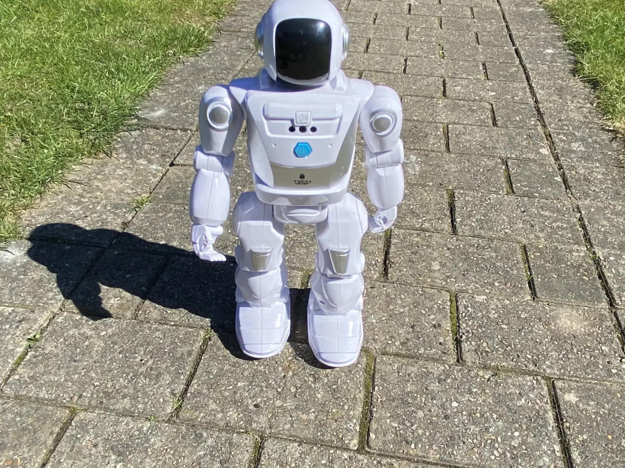 Billede 1 - Silverlit Ycoo Robot fjernstyret