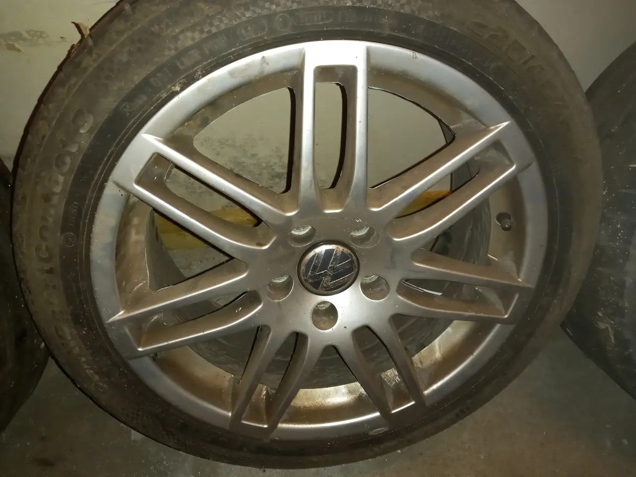 Billede 1 - VW Alufælge 17" 5x105