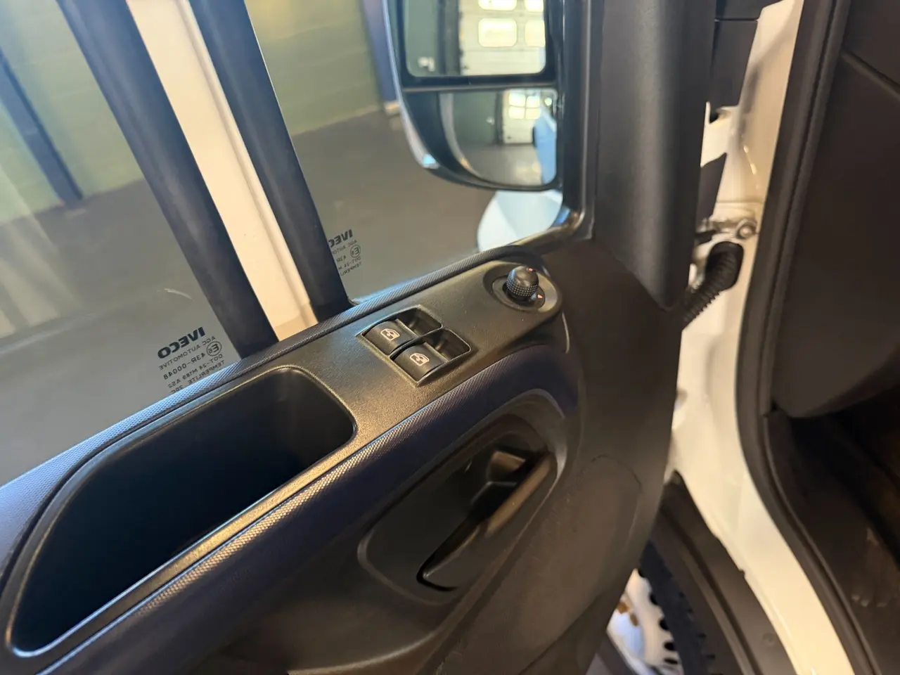Billede 8 - Iveco Daily 2,3 35C14 13,4m³ Van AG8
