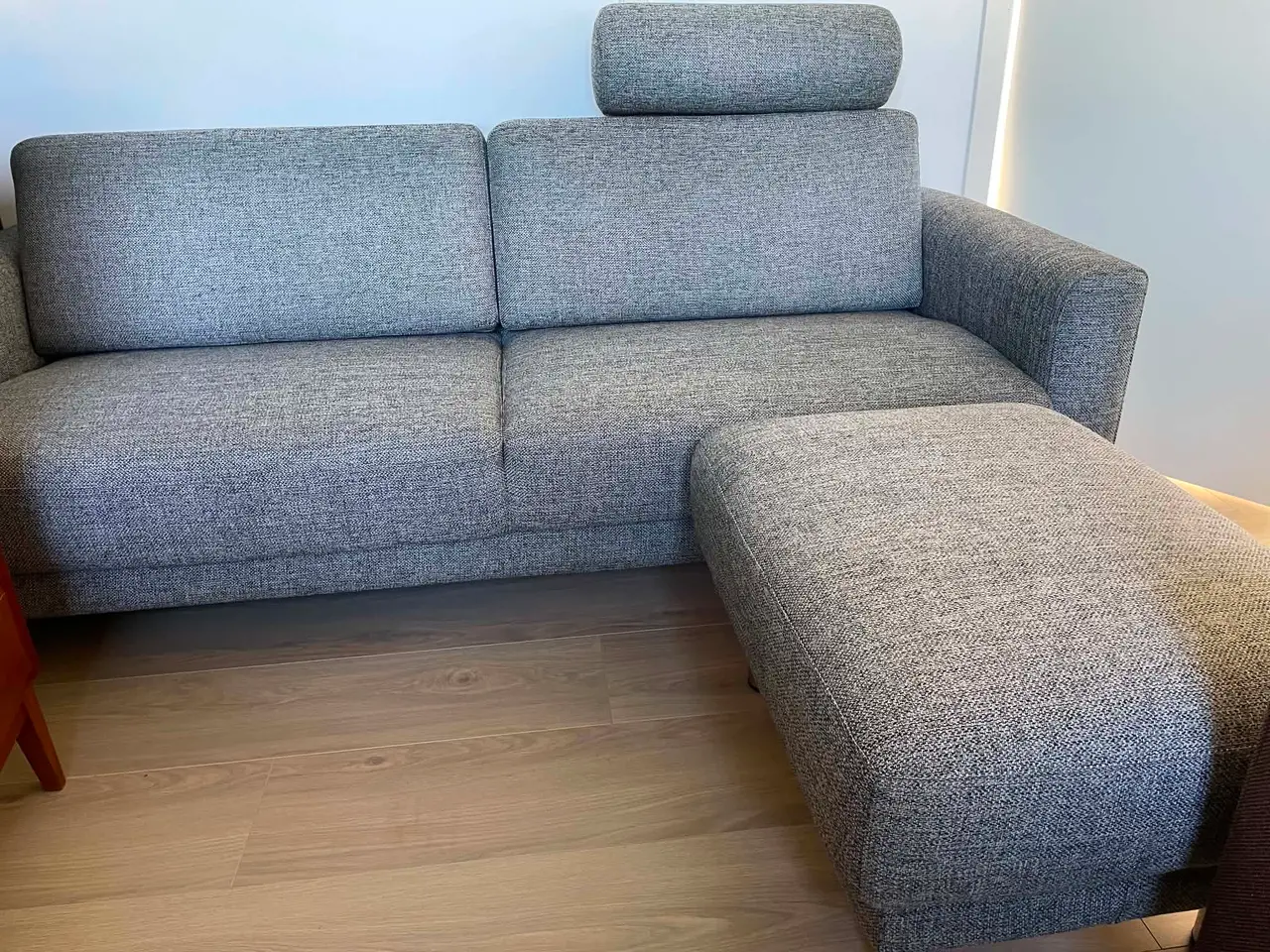 Billede 2 - Sofa med puf og nakkestøtte