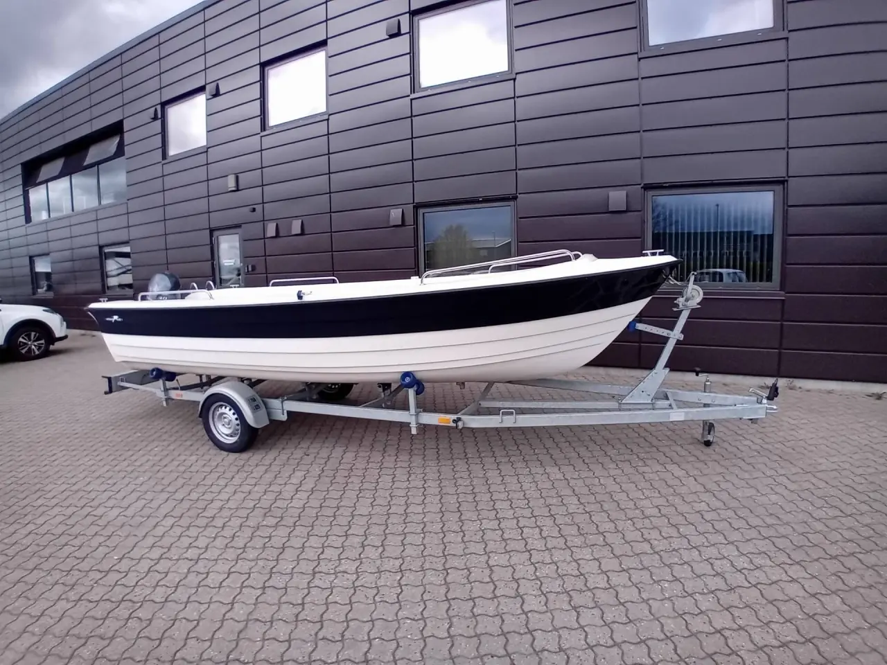 Billede 13 - Nydam 550 m/ Yamaha F40