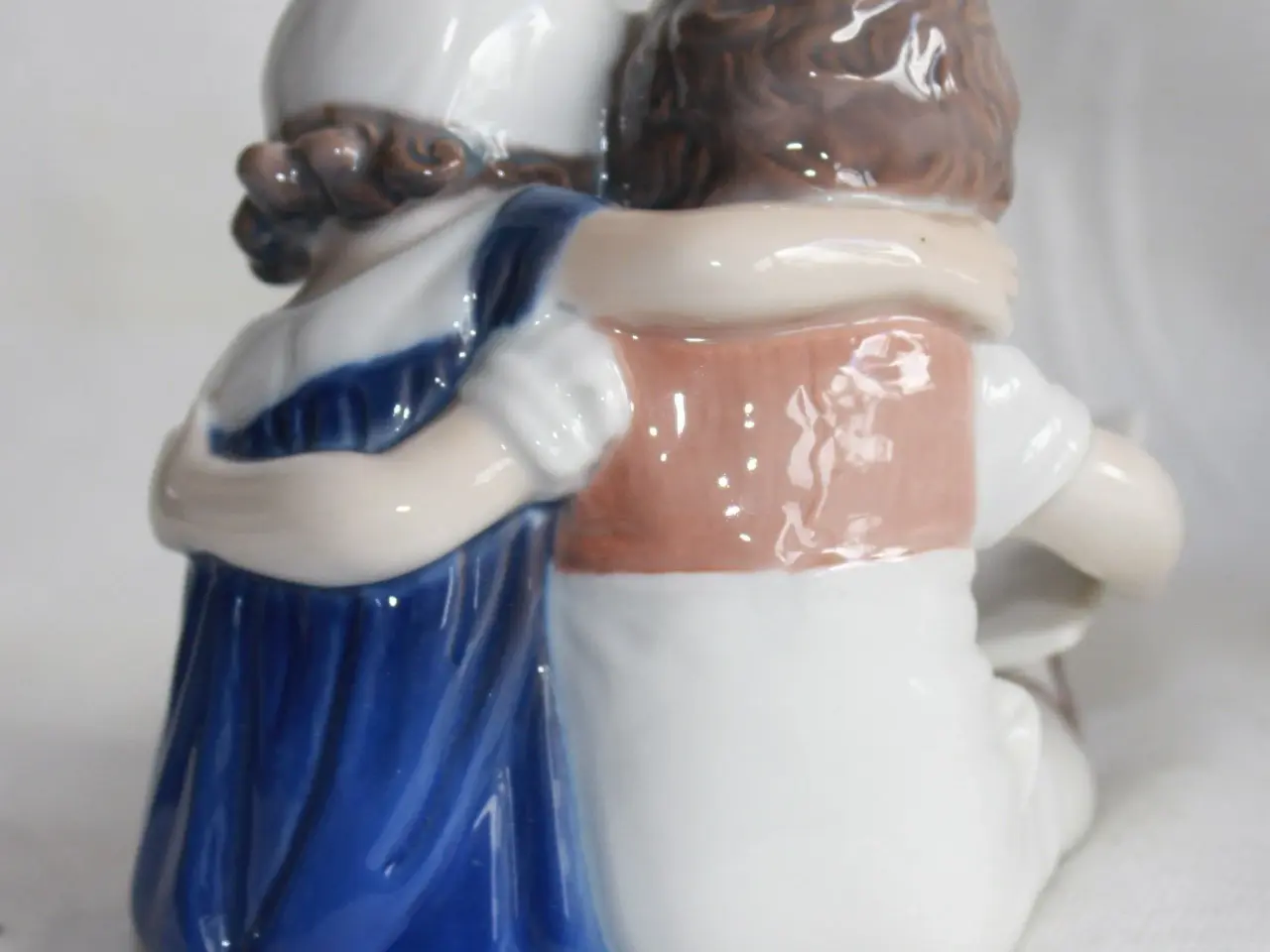 Billede 5 - Læsende børn, figur fra Bing & Grøndahl