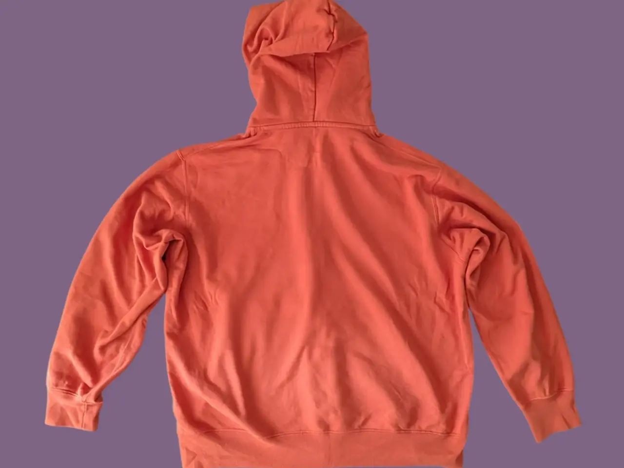 Billede 3 - Uniqlo Orange hættetrøje med lynlås