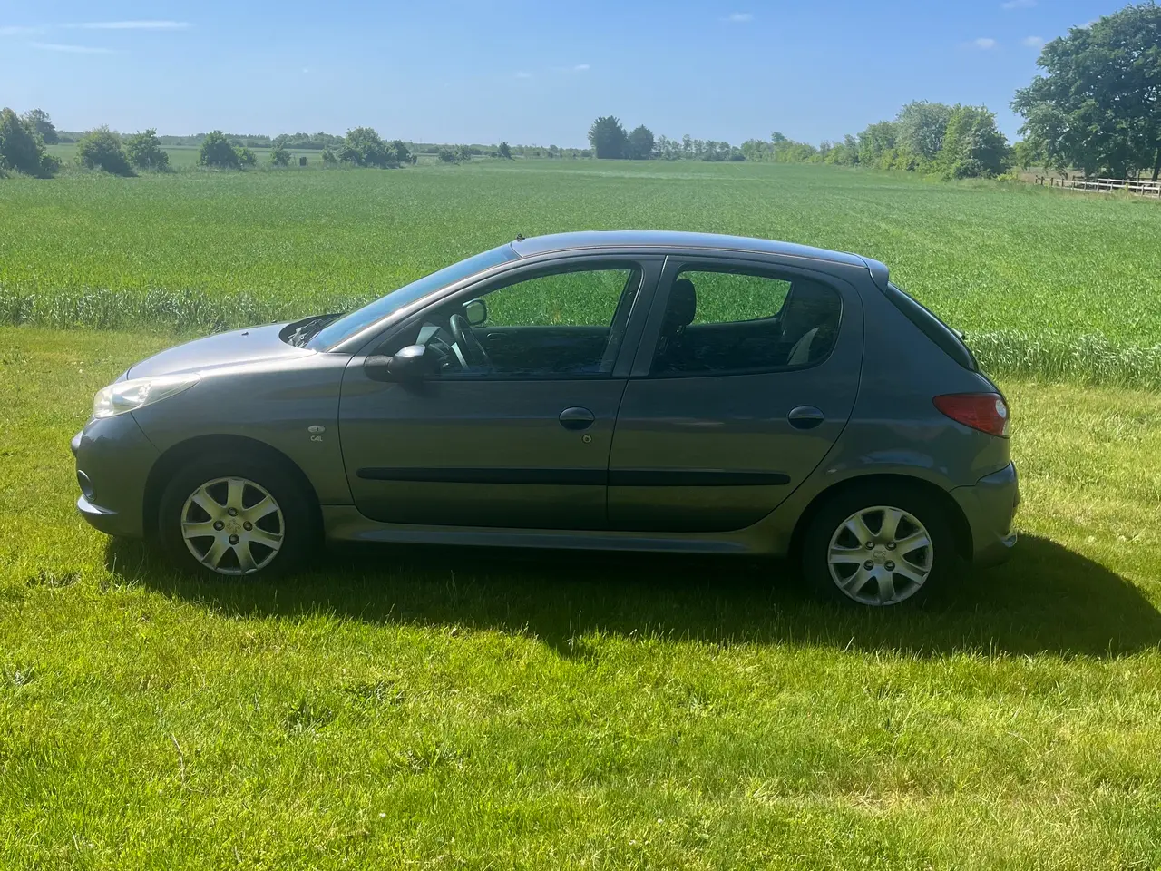 Billede 3 - Peugeot 206+ blir synet næste uge