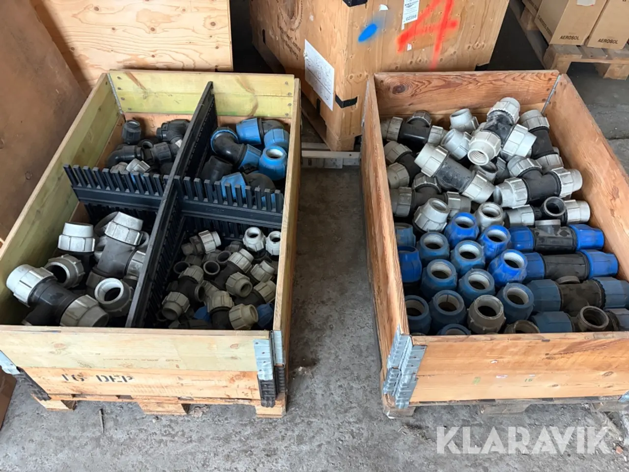 Billede 2 - Kloakbrønd samt fittings