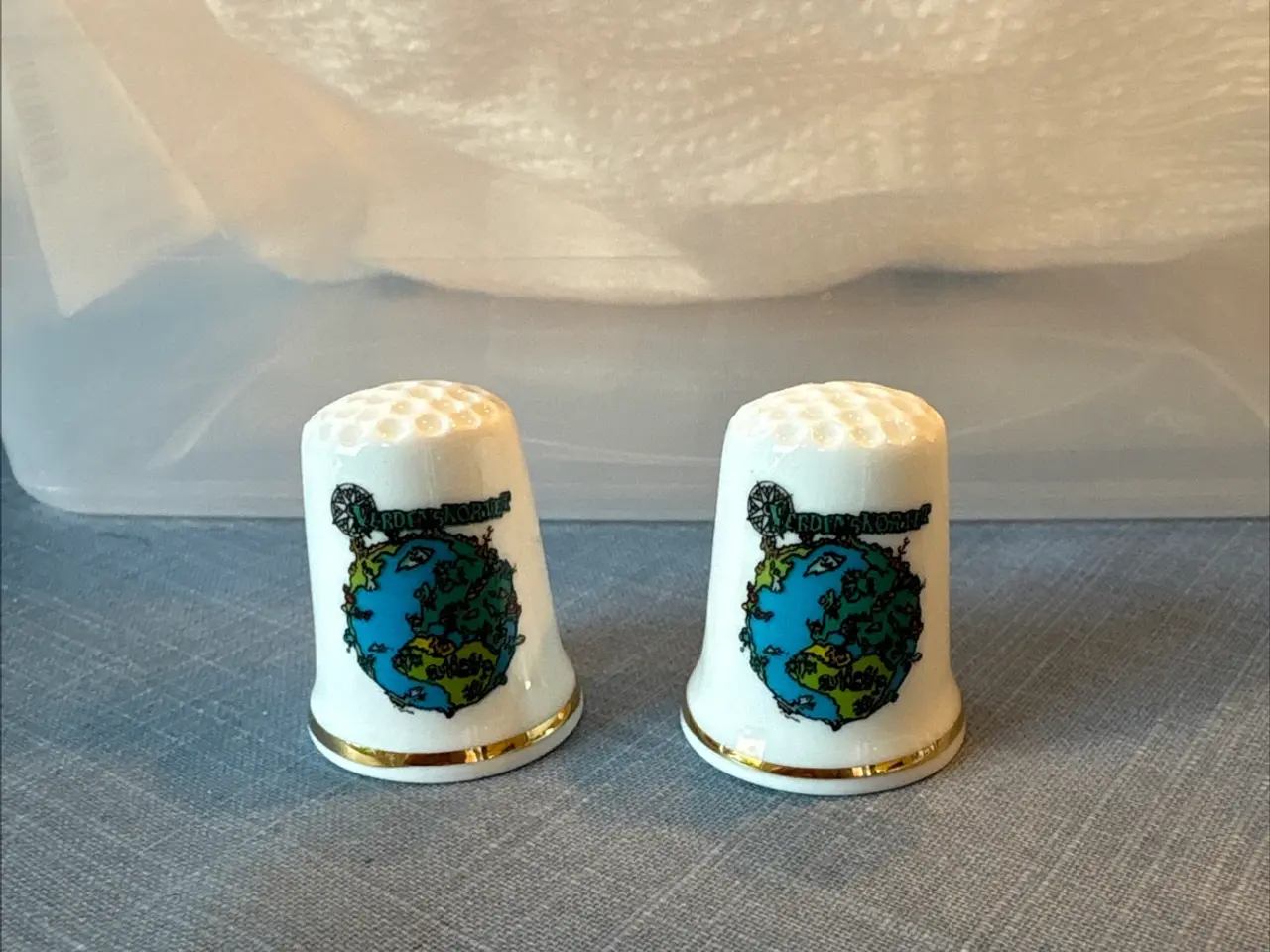 Billede 1 - Porcelænsfingerbøl fra danske steder