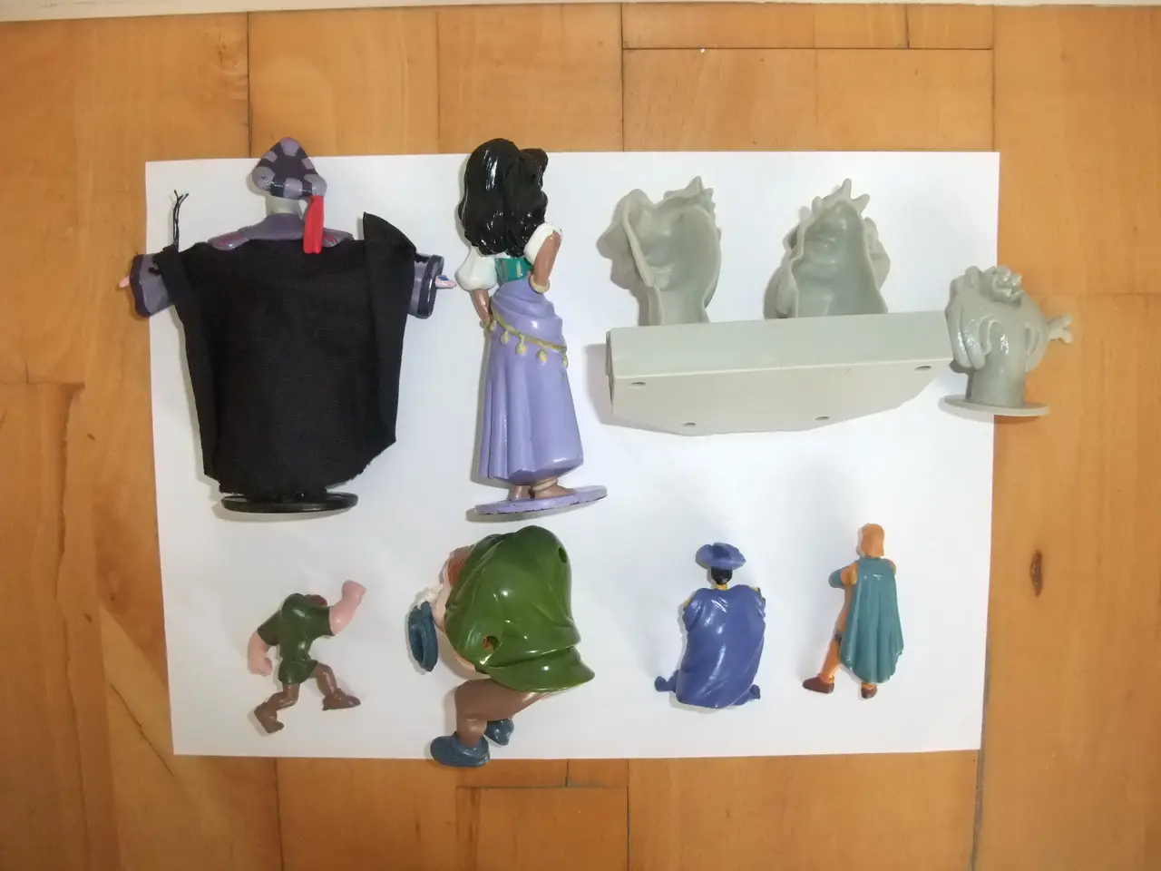 Billede 5 - Klokkeren fra Notre Dame Figurer
