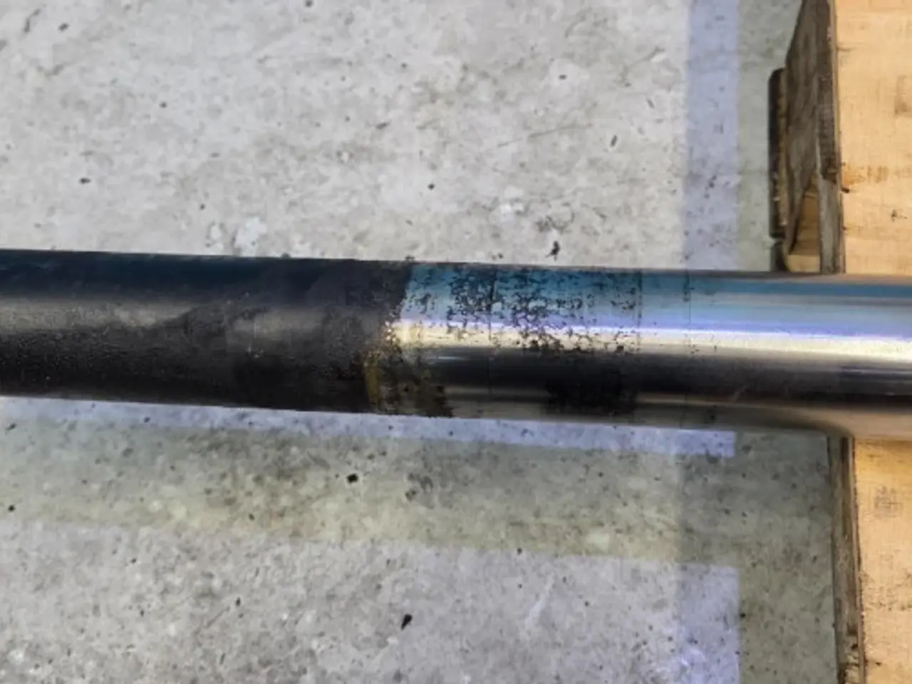 Billede 5 - New Holland LB115B Cylinder 85800070