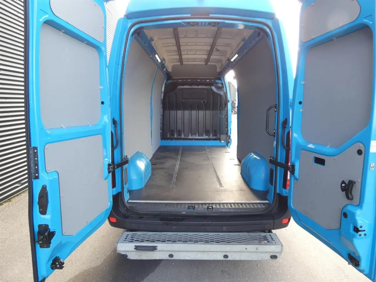 Billede 8 - Renault Master T35 L3H3 2,3 DCI TwinTurbo start/stop Quickshift 180HK Van 6g Aut.