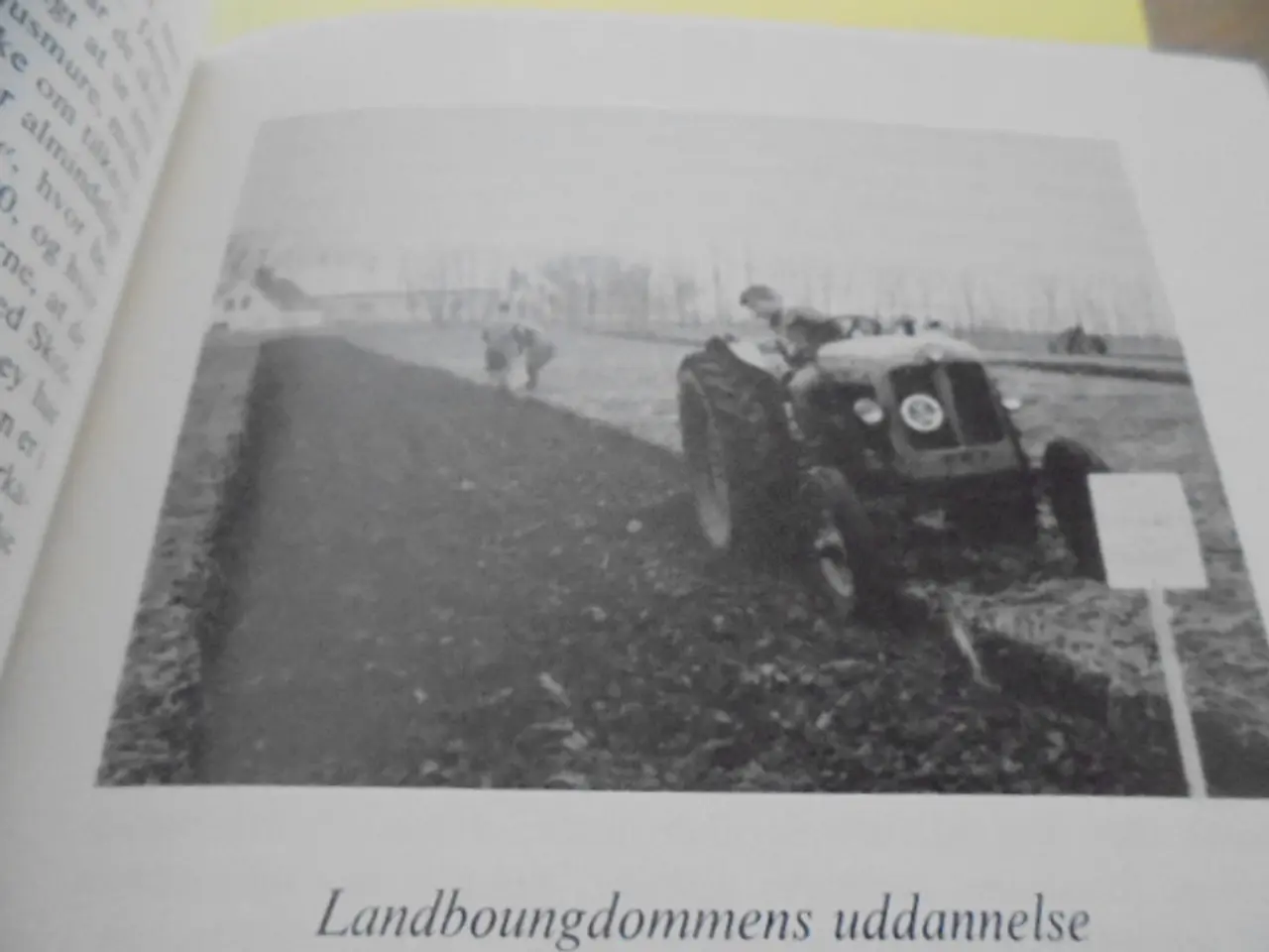 Billede 11 - 10 årsskrifter fra Kalø Landbrugsskole 1963-1972