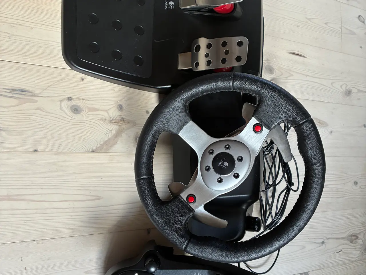 Billede 1 - Logitech G25 Rat, pedaler og gearstang.