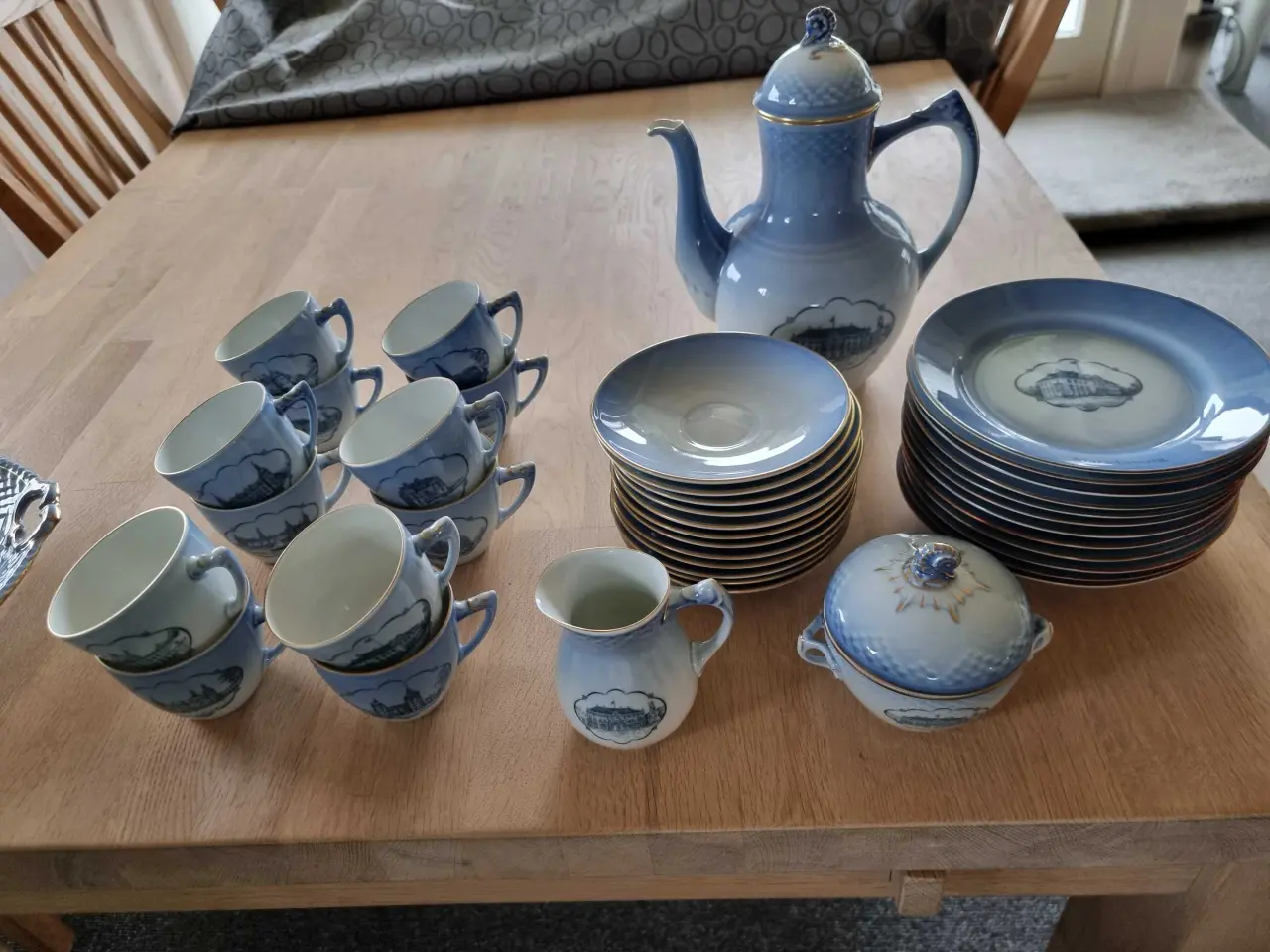 Billede 3 - Bing og Grøndahl kaffestel 