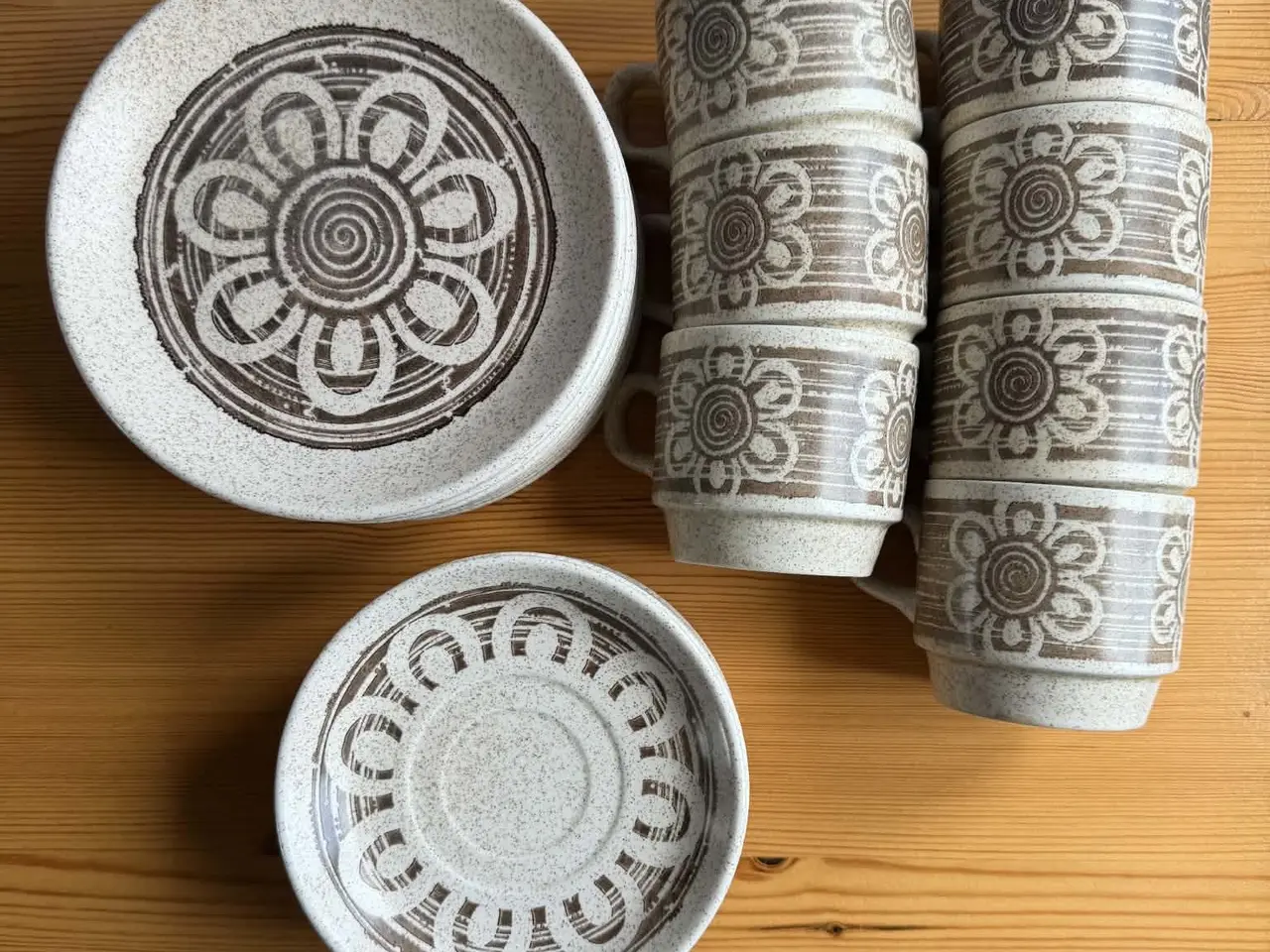 Billede 1 - Retro Biltons stel – engelsk stentøj fra 70'erne