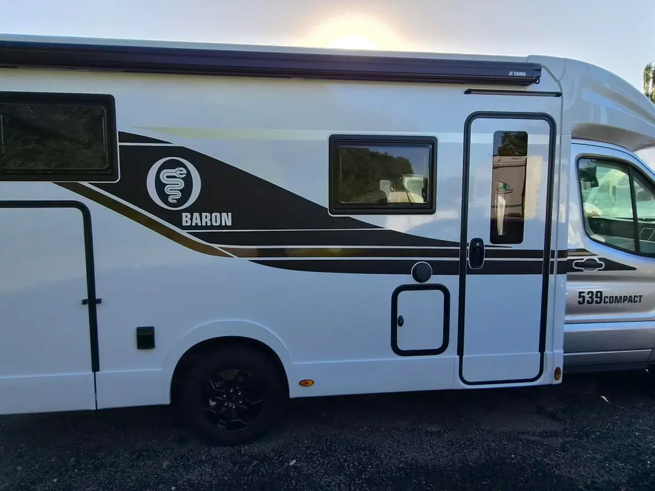 Billede 1 - Elnagh Baron Compact 539 