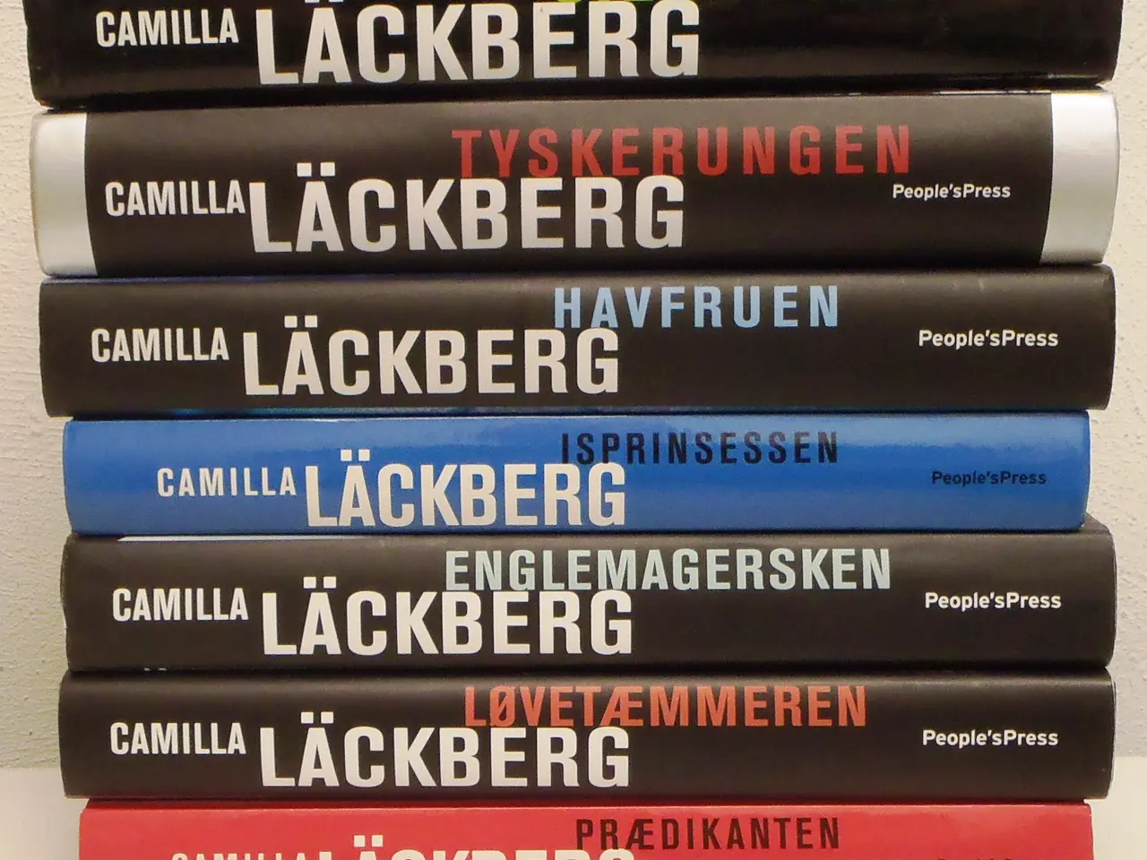 Billede 1 - Camilla Läckberg - genre: krimi og spænding