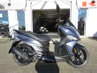 Sym Jet 14