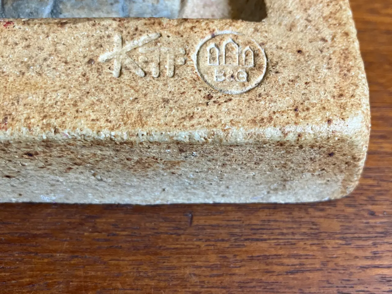 Billede 6 - B&G stentøjsrelief- Mureren