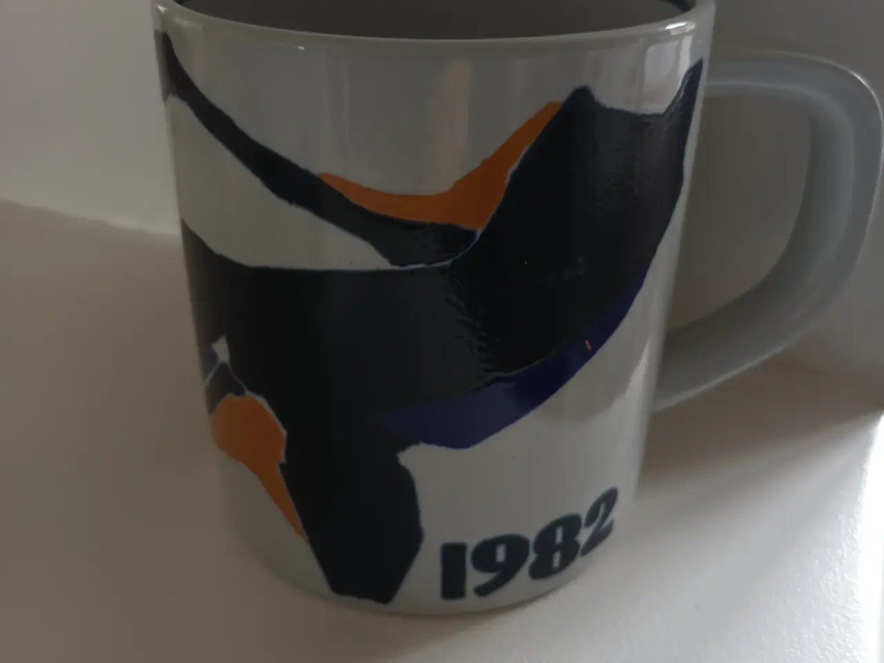 Billede 3 - Royal copenhagen års krus 1982