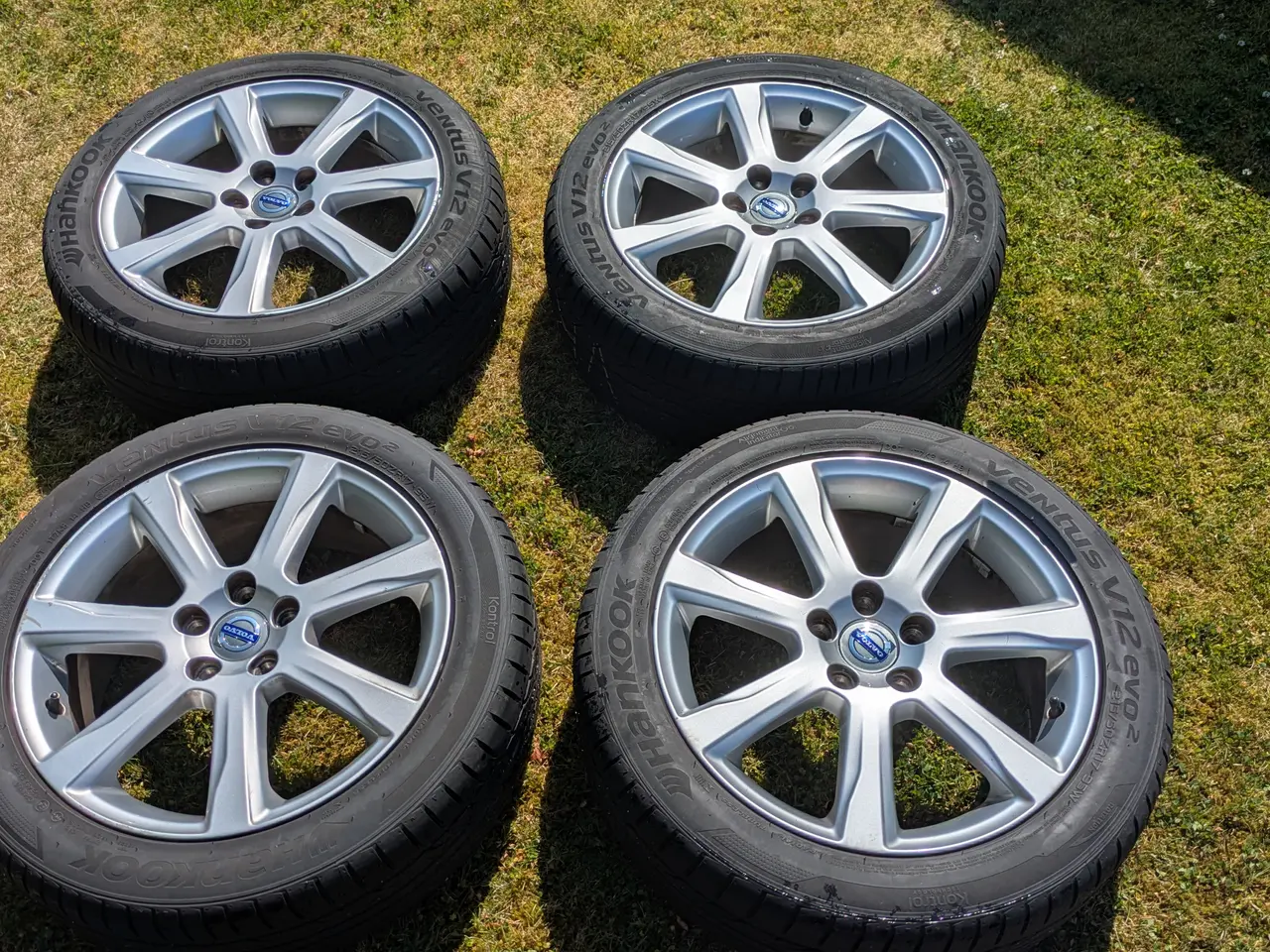 Billede 6 - Original Volvo alufælge 17" til V60 – nye Hankook 