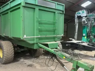 - - - 15 Tons