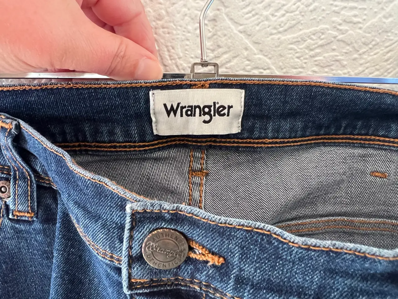 Billede 10 - Blå Wrangler Jeans. (Str: W40/L32)