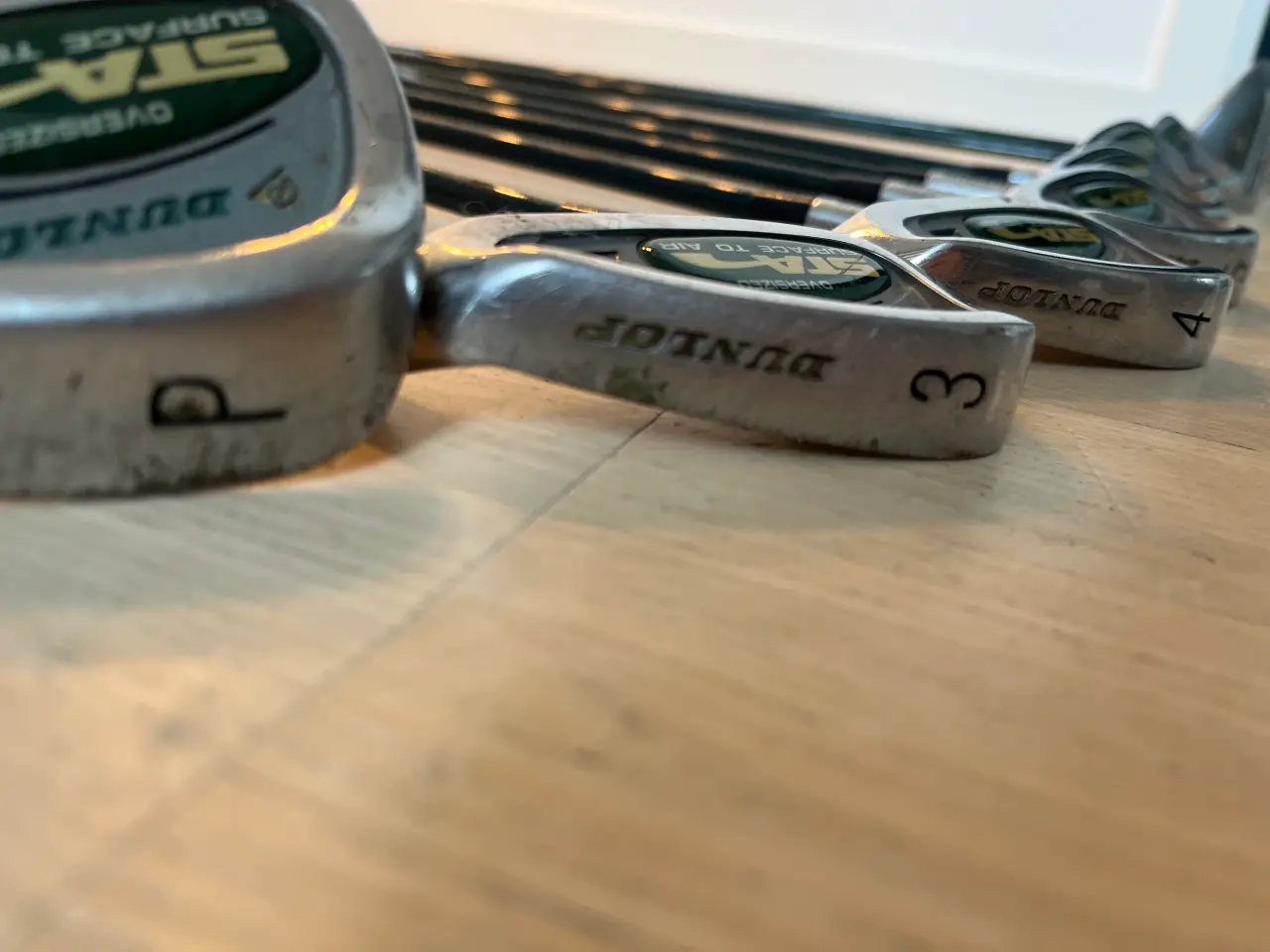 Billede 4 - Brugte men pæne Dunlop golf-jern og køller