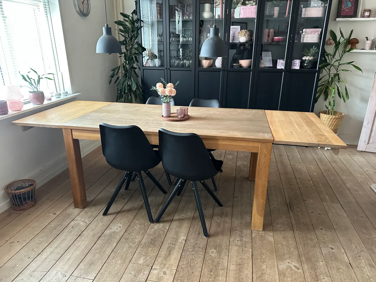 Billede 4 - Spisebord i massiv egetræ 