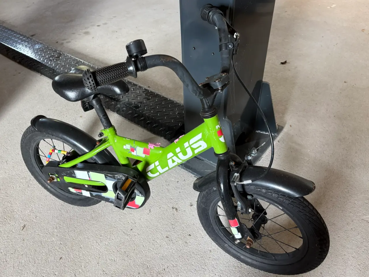 Billede 1 - 2-4 årig børnecykel