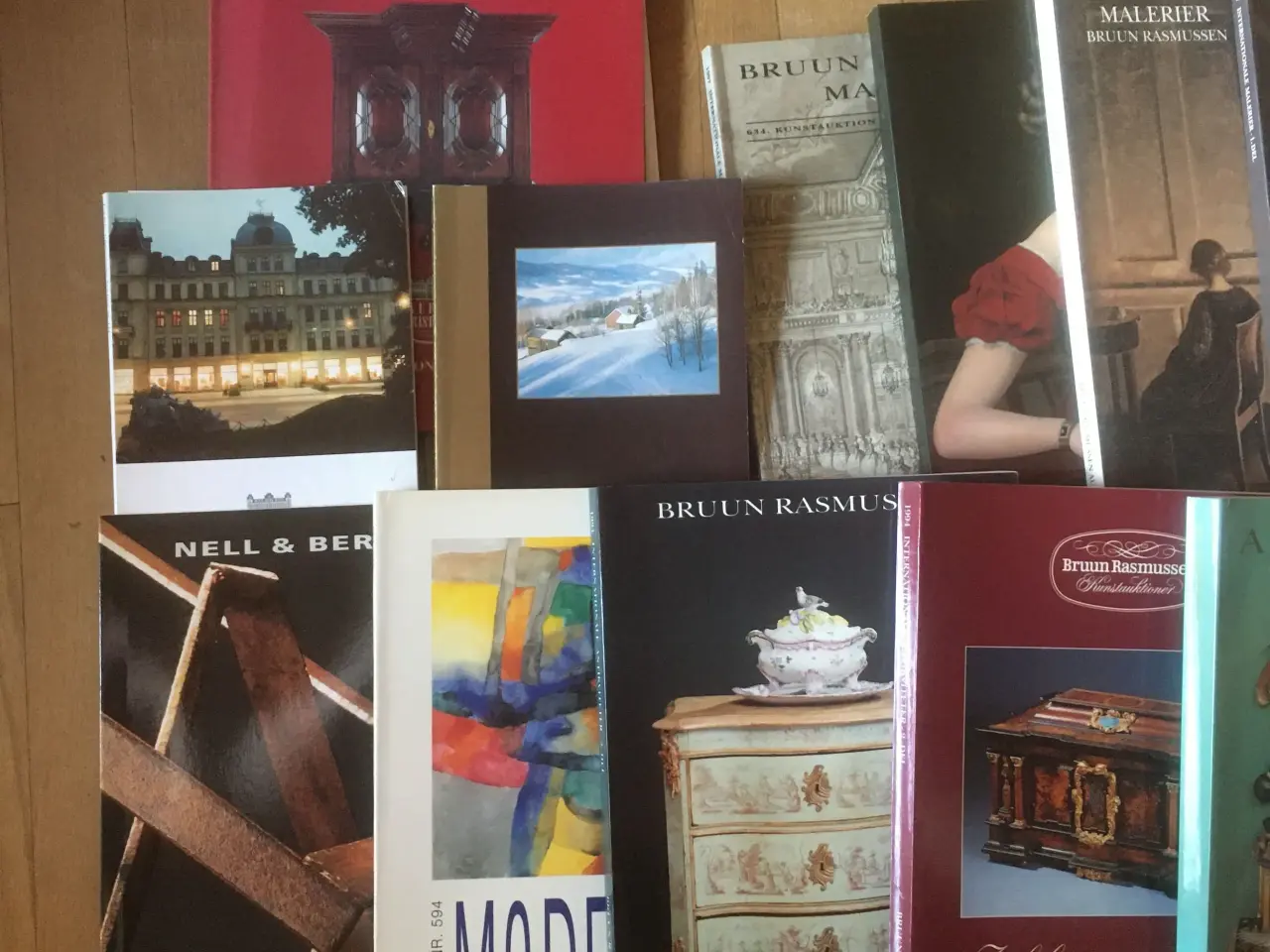 Billede 2 - Kunstkataloger, antikviteter, malerier. Giv bud.