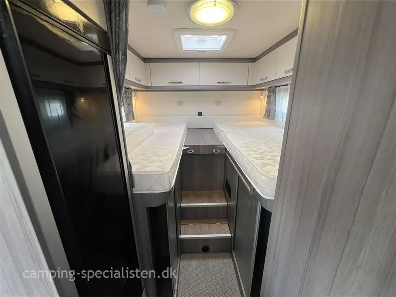 Billede 6 - 2022 - Hobby Ontour Edition V65 GE   Rigtig pæn og meget velholdt Hobby On Tour Edition V65 GE fra 2022 - Kan nu opleves hos Camping-Specialisten i Silkeborg