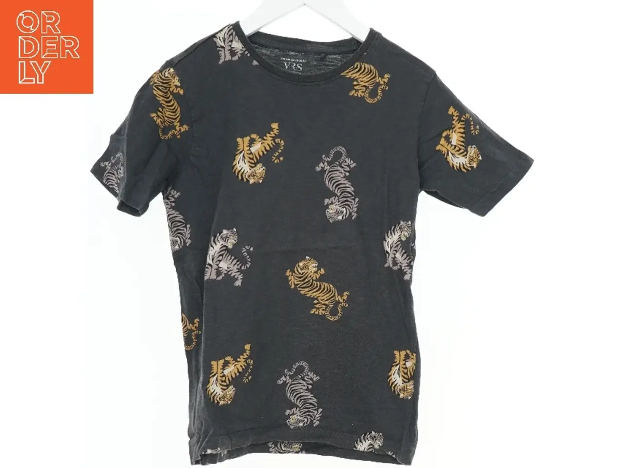 Billede 1 - T-shirt med tigermønster fra VRS (str. 134)