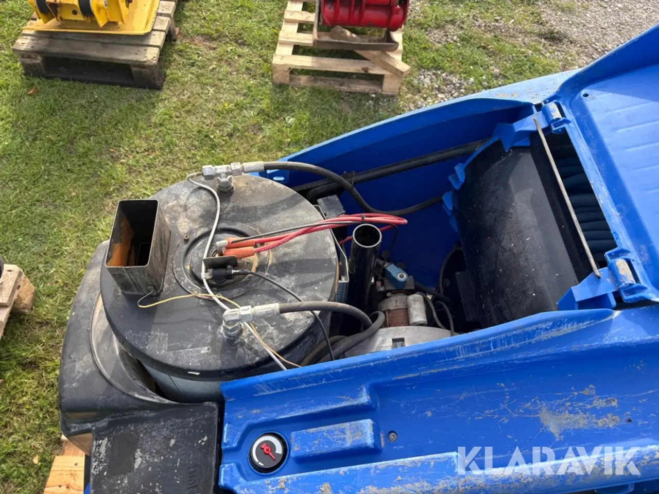 Billede 9 - Hedvandsrenser Nilfisk MH 5M 1 styk