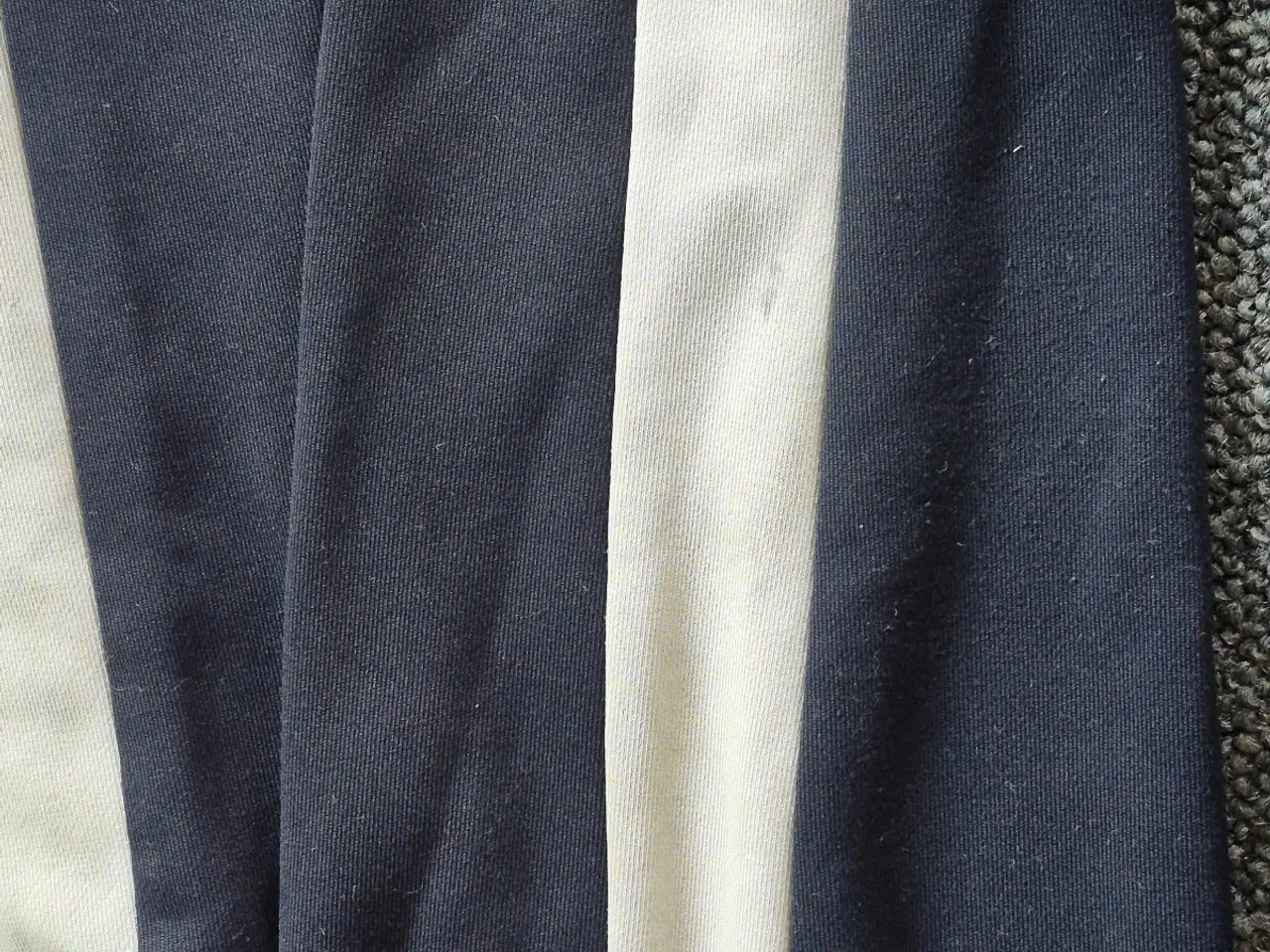 Billede 10 - Zip bluse str L J.Lindberg