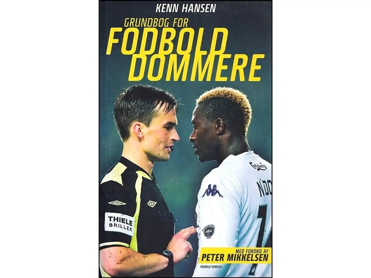 Billede 1 - Grundbog for Fodbolddommere