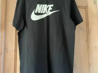 Nike T-shirts
