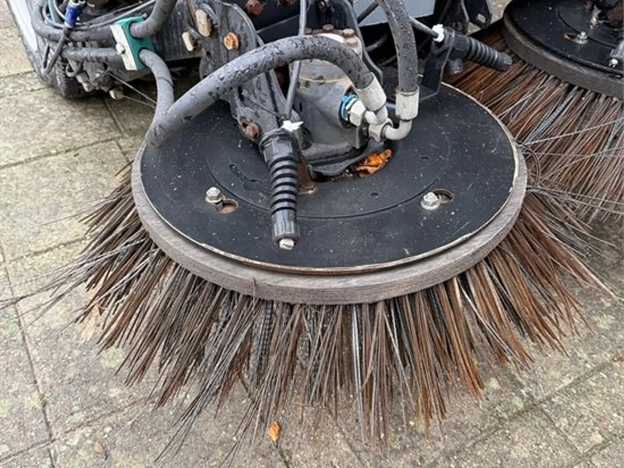Billede 33 - Kärcher MC130 - Feje suge maskine / Sweeping suction machine - Video!!!