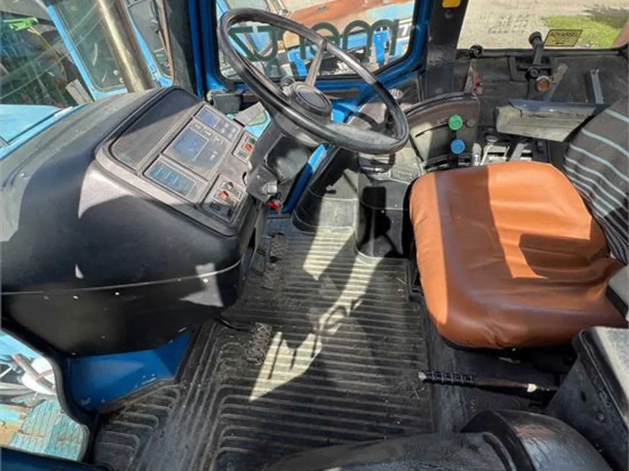 Billede 15 - Ford 8730 7,8 ton - 4 WD - Power Shift - Video