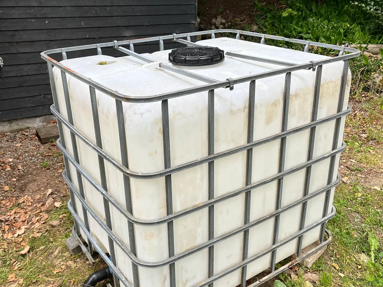 Billede 1 - Regnvandstank - 1.000 L