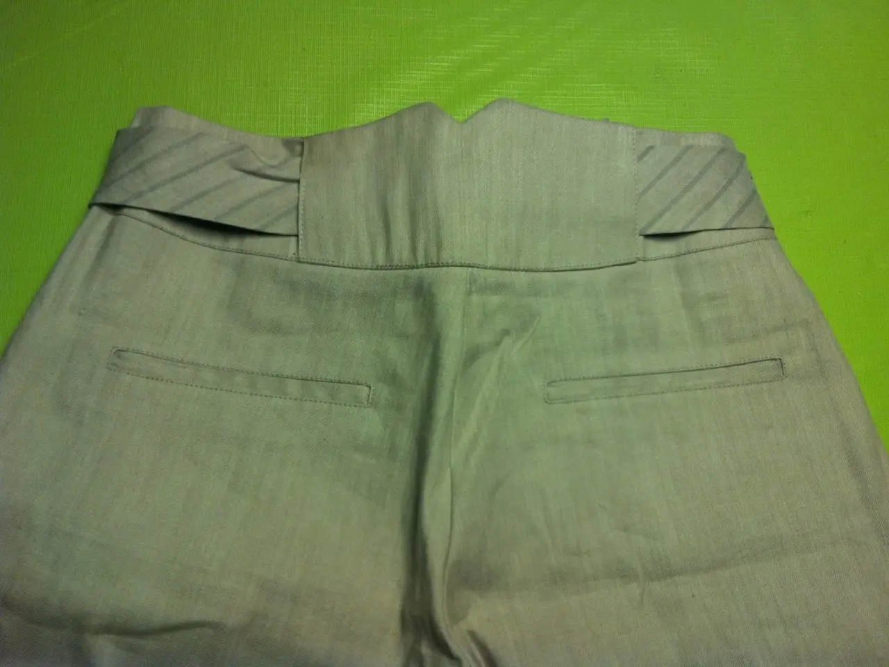 Billede 2 - Ny "st-martins" bukser, str.S, 50kr
