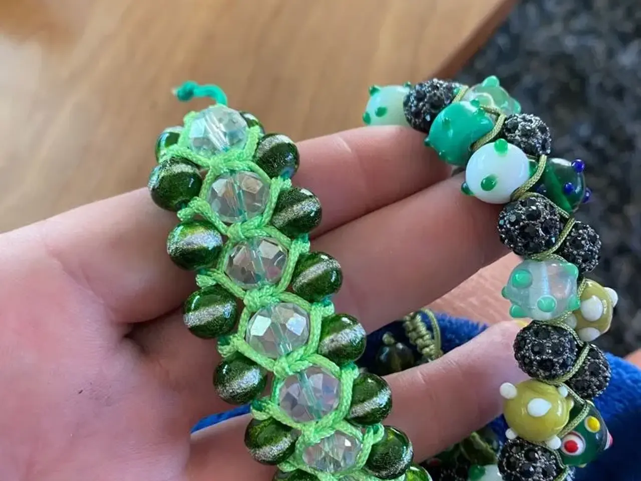 Billede 6 - Nye knyttede armbånd