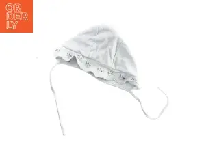 Babyhue fra H&M (str. 74)