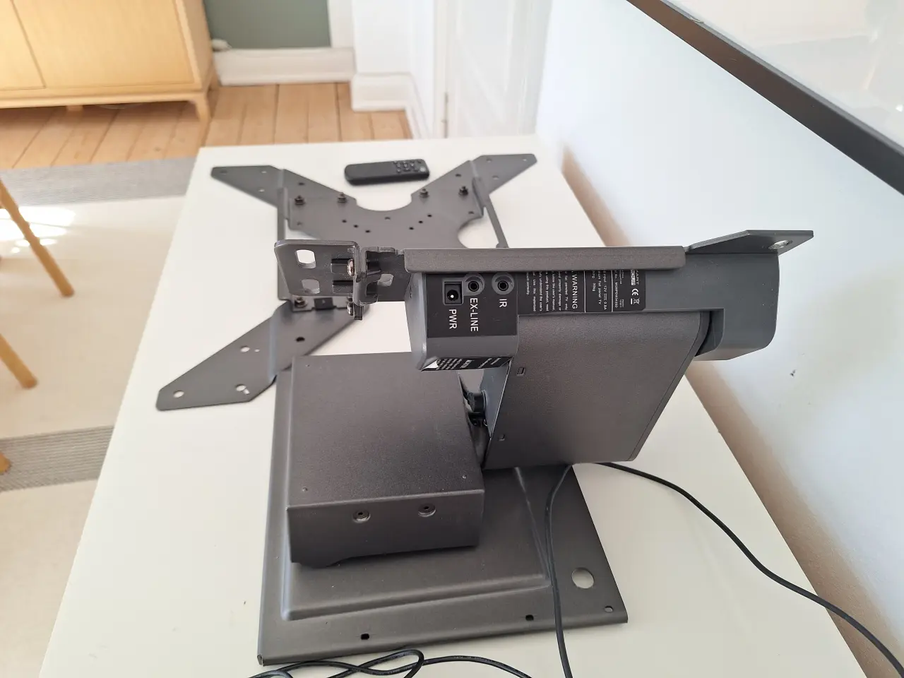 Billede 2 - TV-ophæng, fjernbetjent