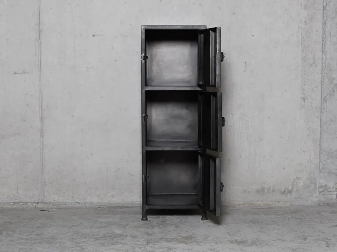 Billede 3 - Nyt LOCKER skab 3 rums